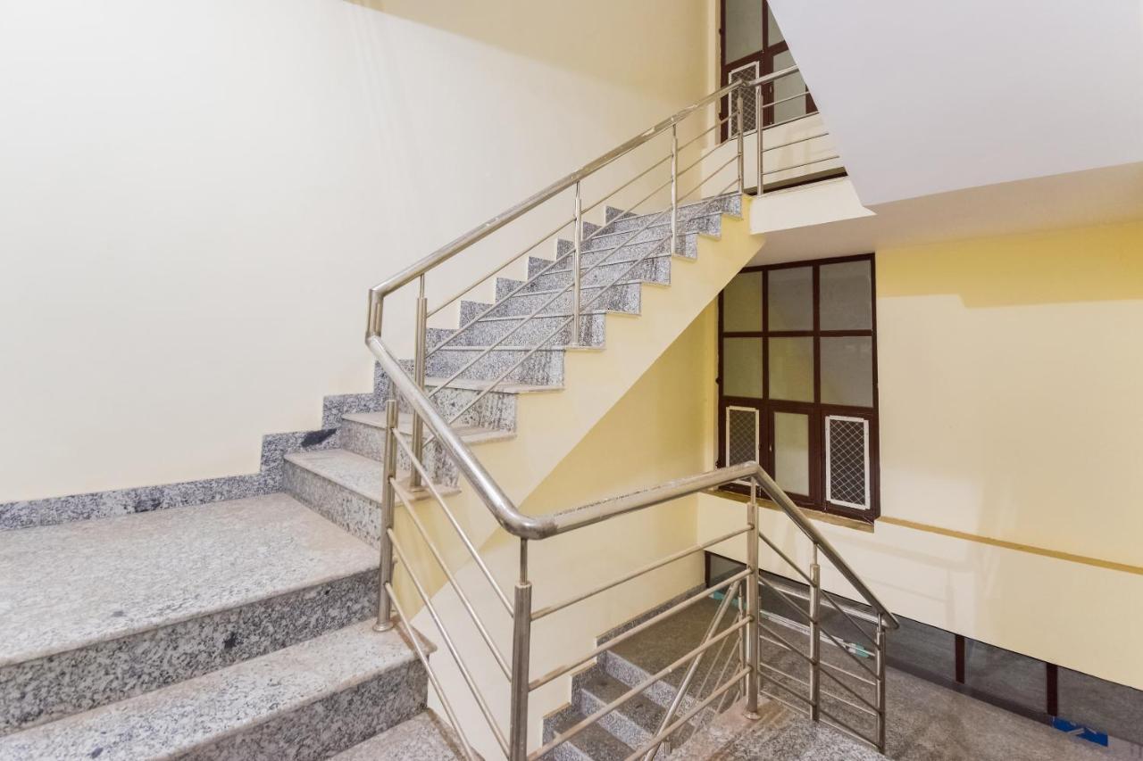 Oyo 26219 The Prince Park Chennai Exterior foto