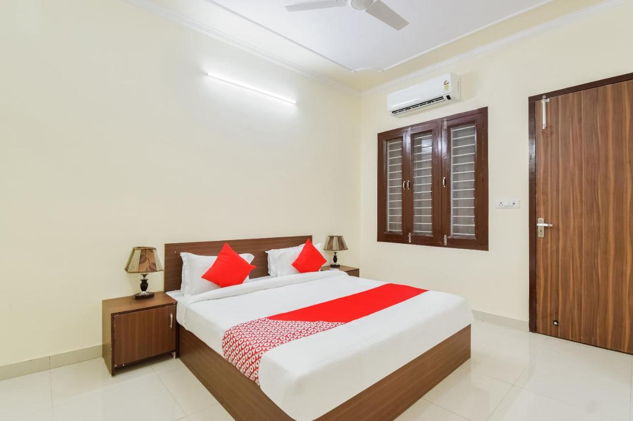 Oyo 26219 The Prince Park Chennai Exterior foto