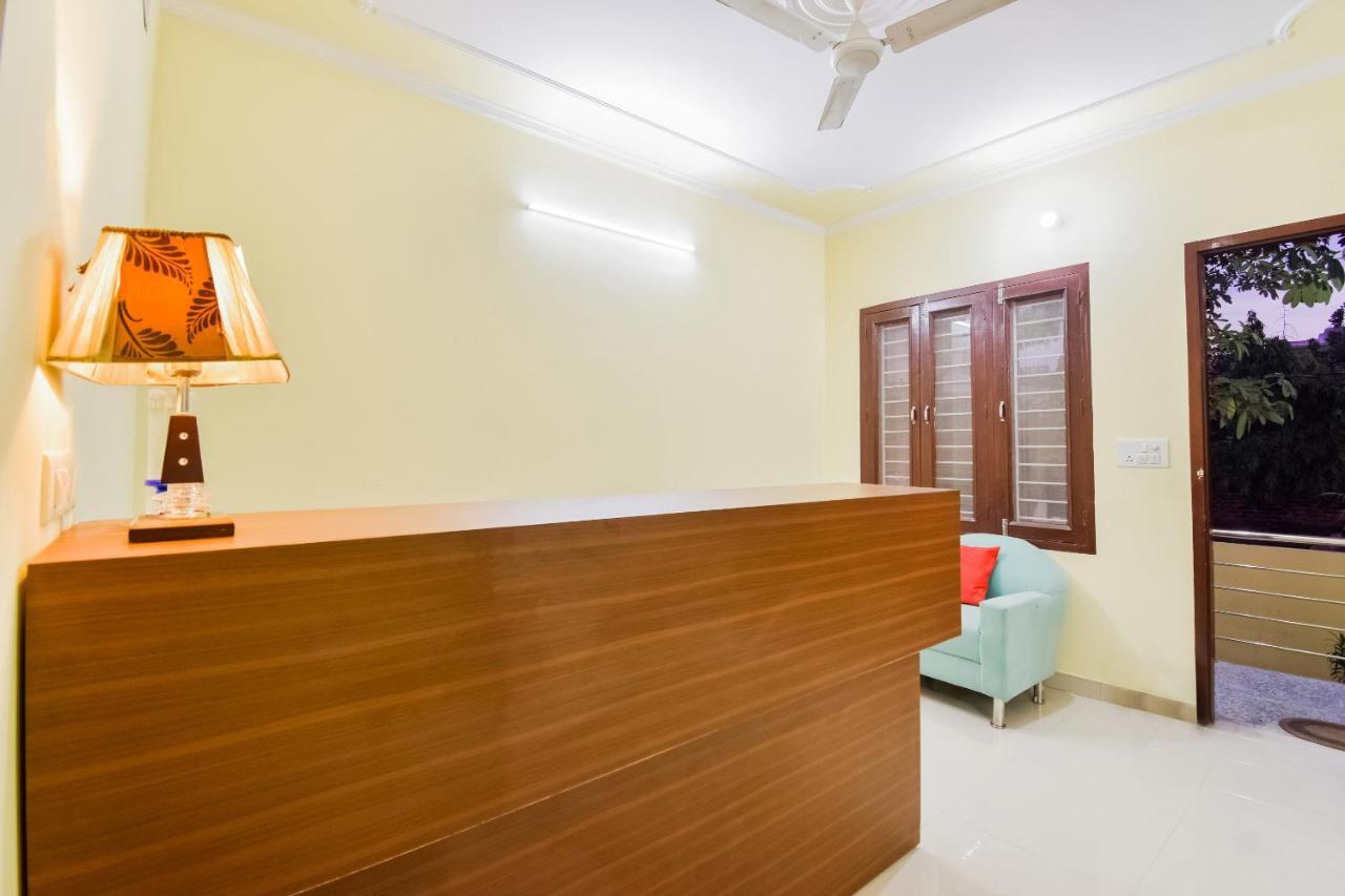 Oyo 26219 The Prince Park Chennai Exterior foto
